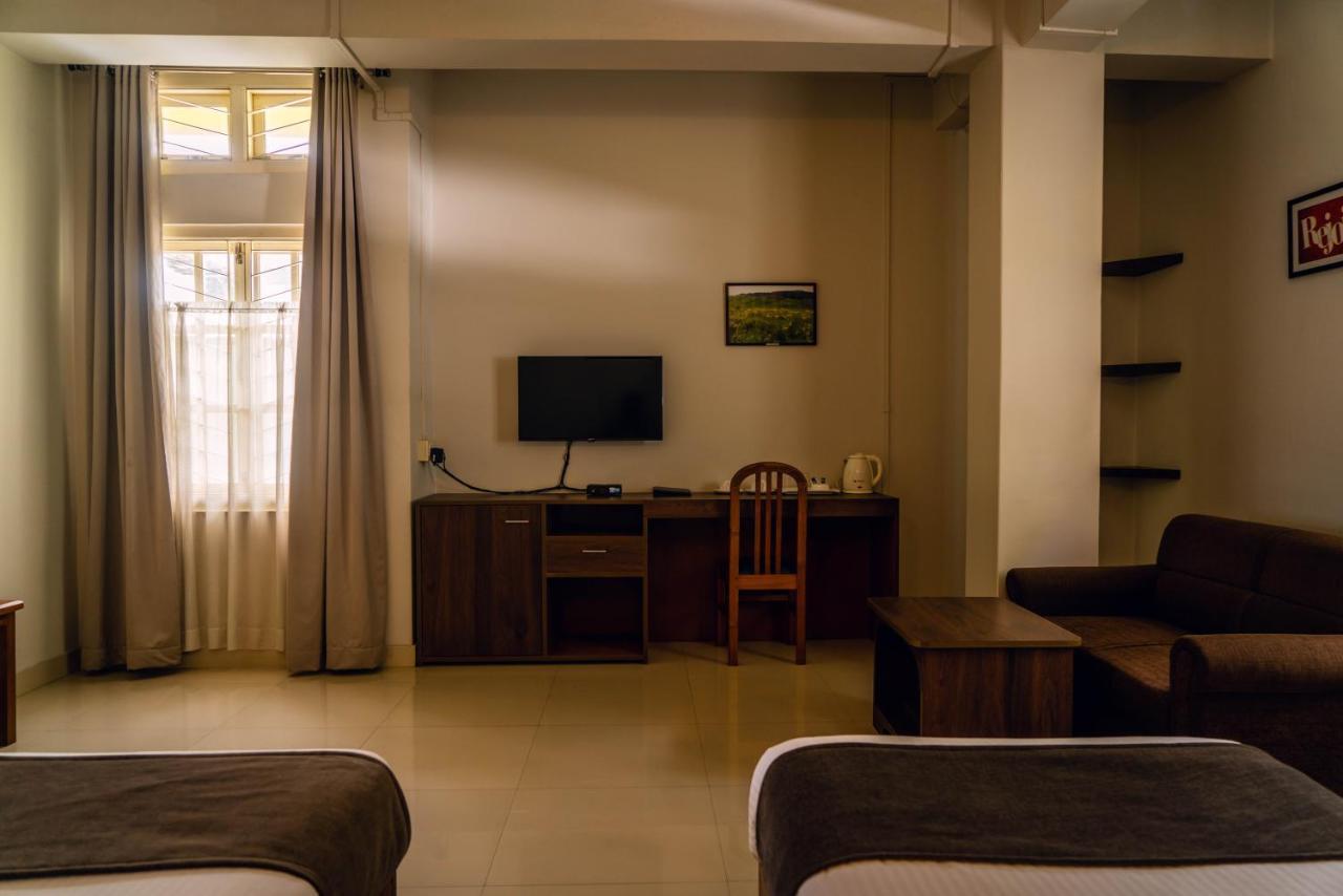 Hotel Ariel Kohima Экстерьер фото